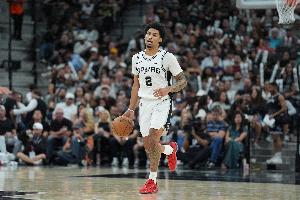 福克斯：哈珀的終結能力堪比歐文 我在這方面也要向他學習