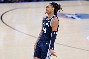 穩得很！瓦塞爾7中3拿到13分6板3助1斷1帽 填滿數據欄