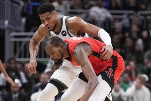 NBA最難防守的球員？字母哥：杜蘭特！他可能是史上最佳得分手