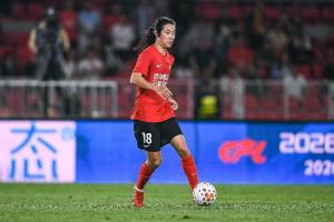 李提香在中超對陣上海海港完成過3次助攻，是對陣單一對手最多的
