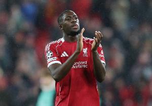 記者：科納特告知隊友將離隊且決定不會逆轉 紅軍曾接觸朗斯主帥