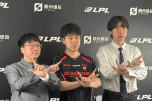 GALA：這版本卡莎對線是有點弱，但在一定情況下有發(fā)揮空間