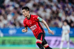 足球報(bào)列中超半程本土TOP10：韋世豪MVP，張玉寧、塞鳥(niǎo)在列